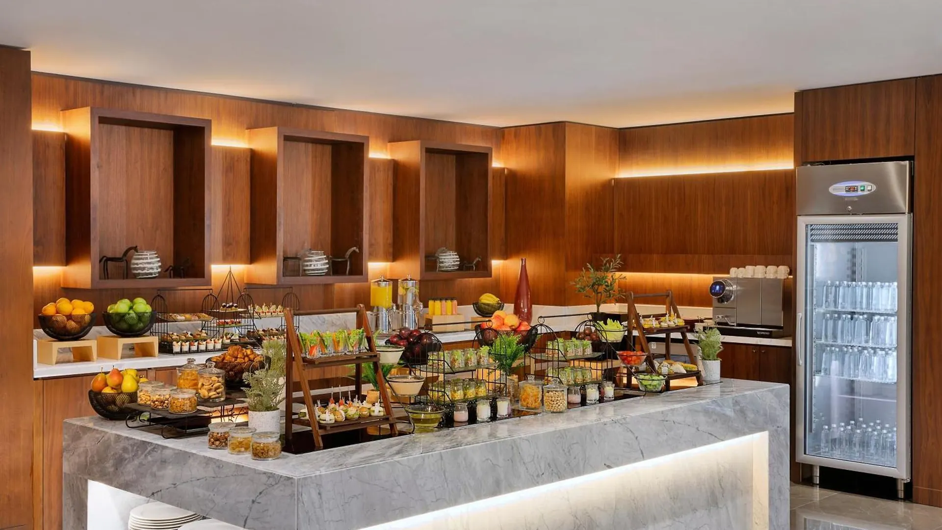 *****  Jeddah Marriott Hotel Madinah Road Szaúd-Arábia